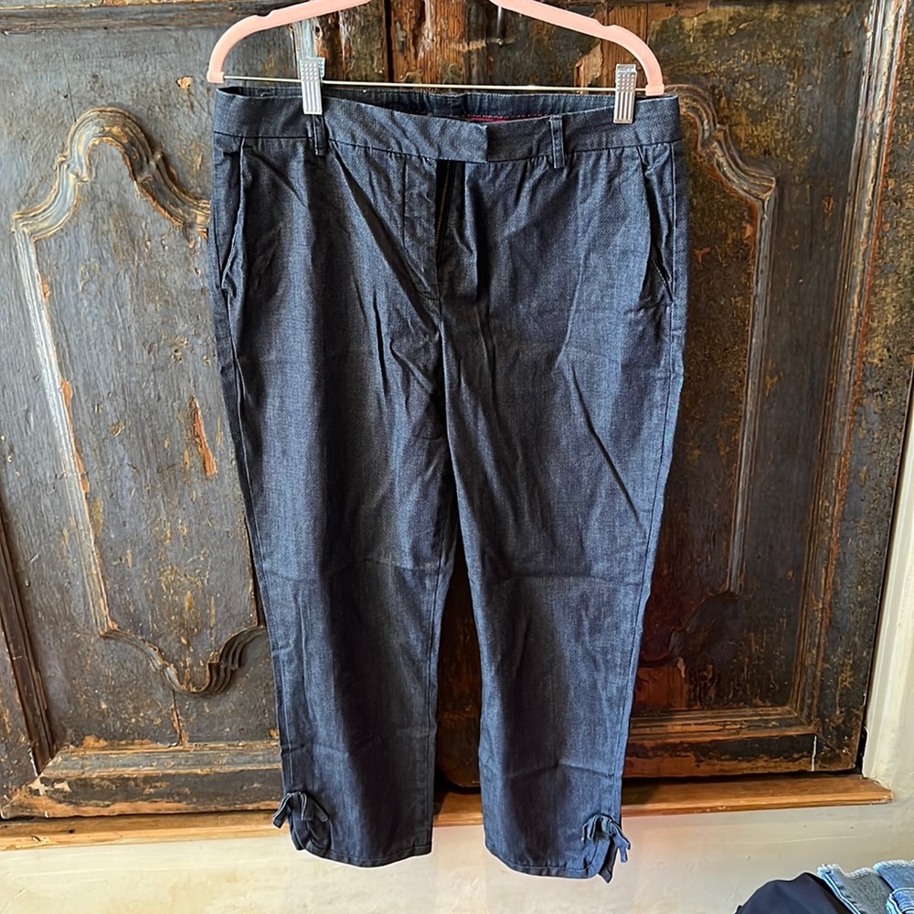 Brooks brothers, women’s cropped denim blue pants, size 10